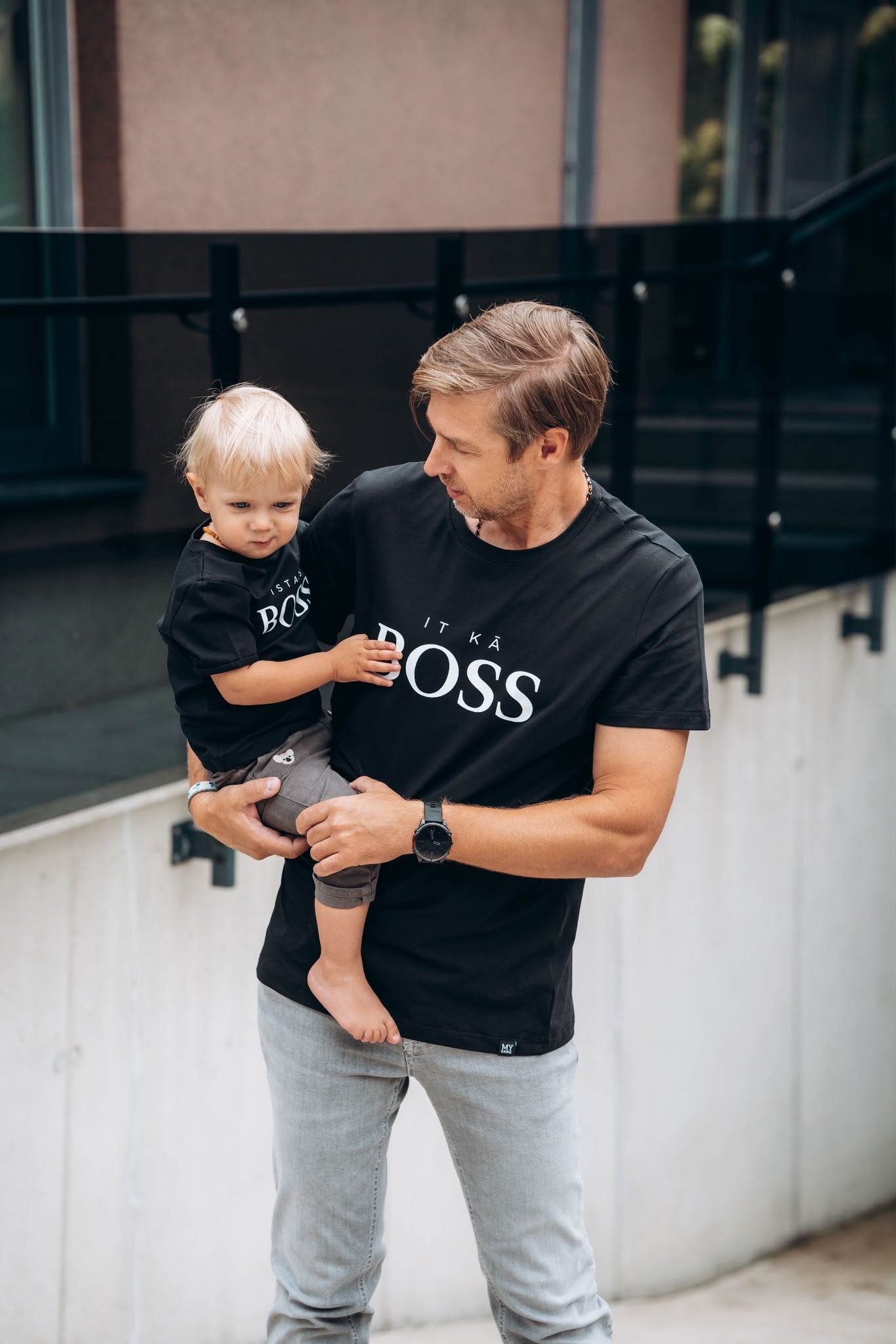 T-kreklu komplekts IT KĀ BOSS un ĪSTAIS BOSS
