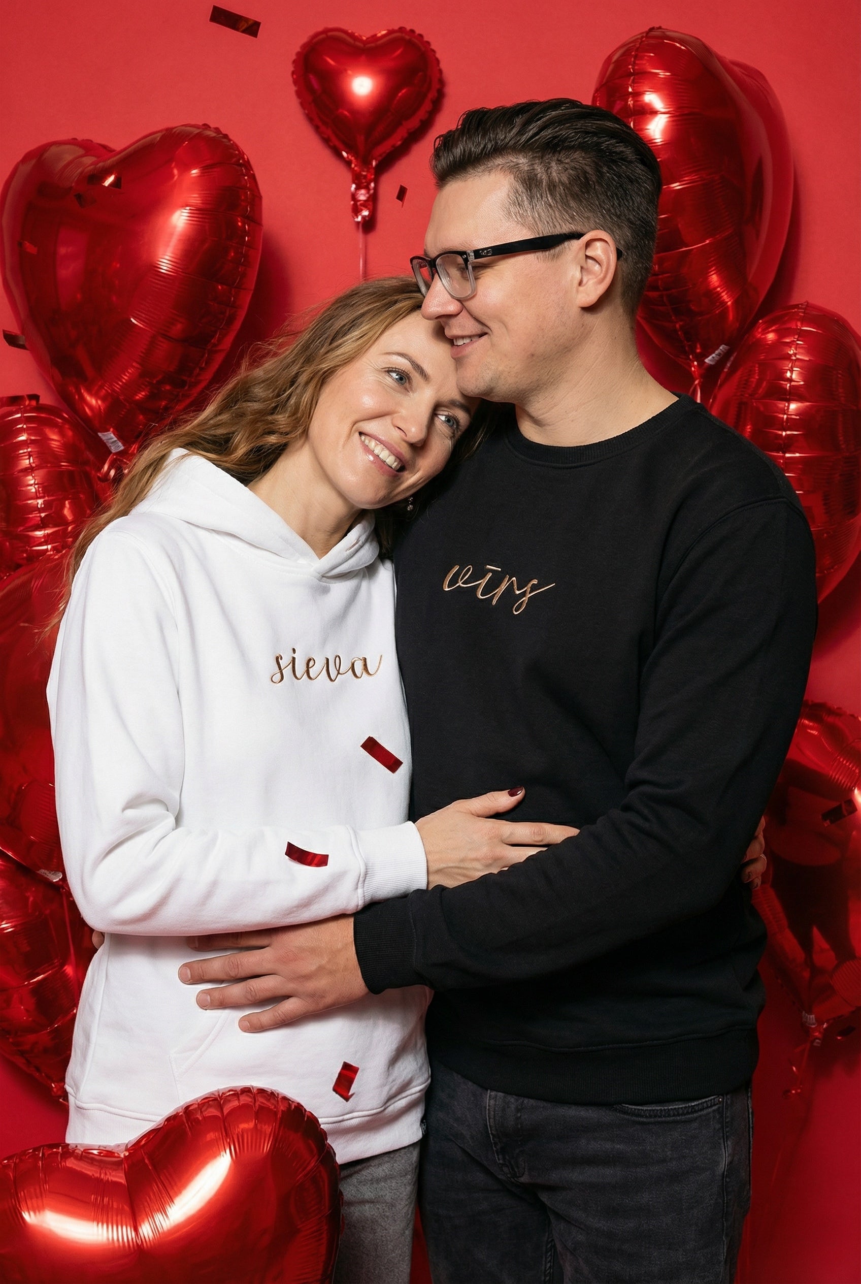 Džemperis vai Hūdijs VĪRS (individuāli datumi)