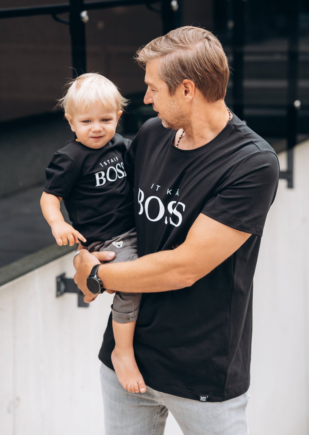 T-krekls IT KĀ BOSS un bodijs ĪSTAIS BOSS