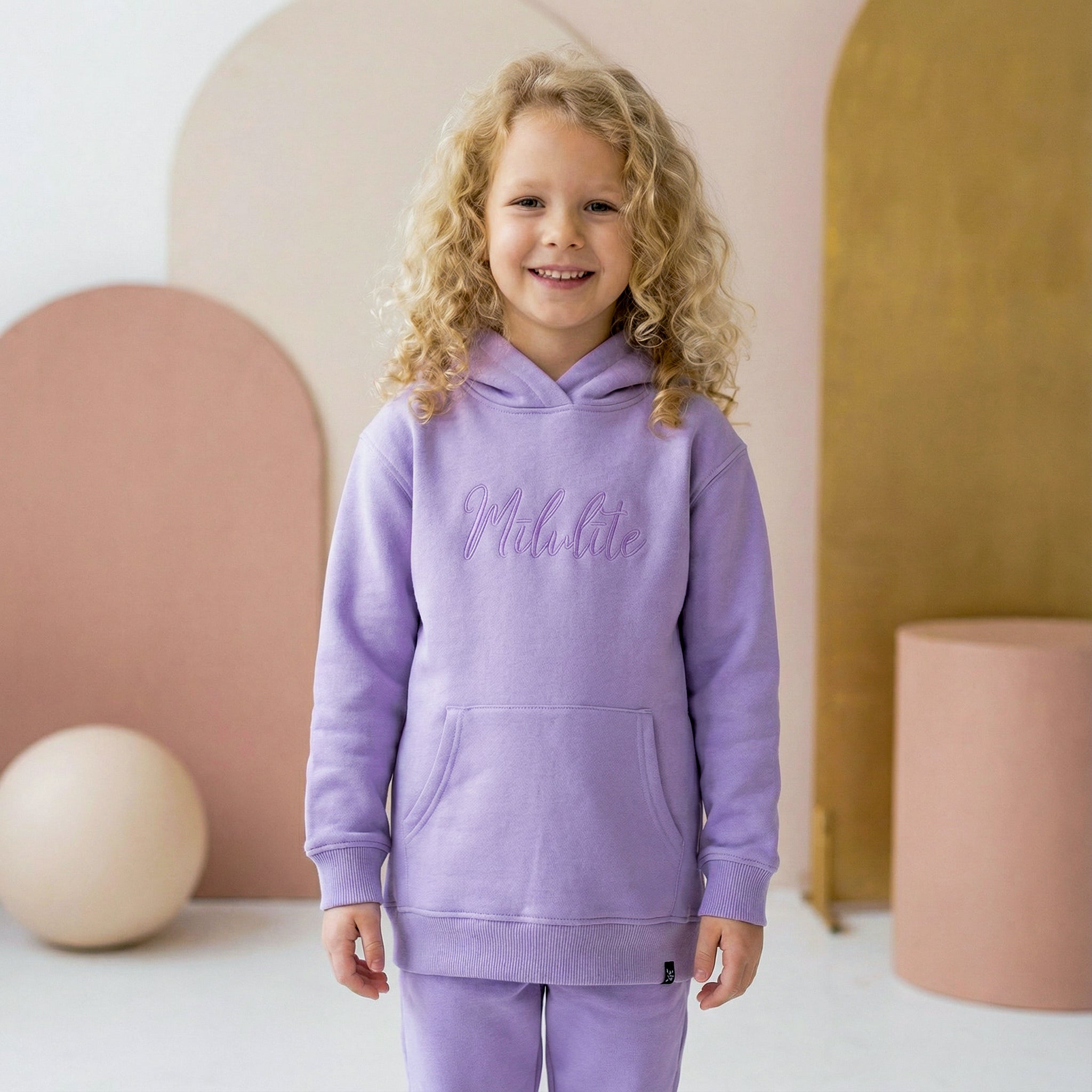 Džemperis vai Hūdijs MĪLULĪTE