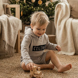 Pagarināts hūdijs ČILIŅĀ ar šortiem