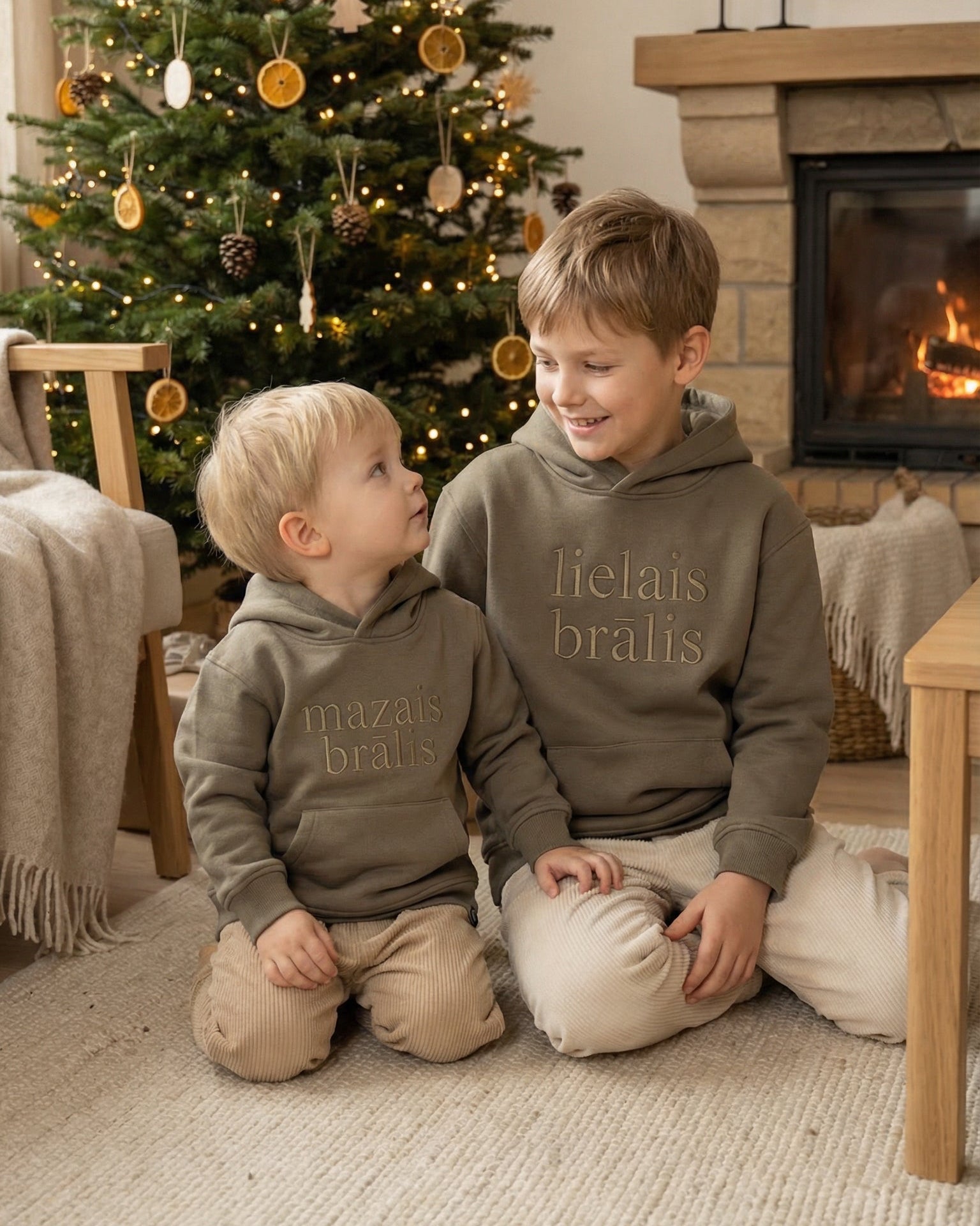 Džemperis vai Hūdijs LIELAIS BRĀLIS