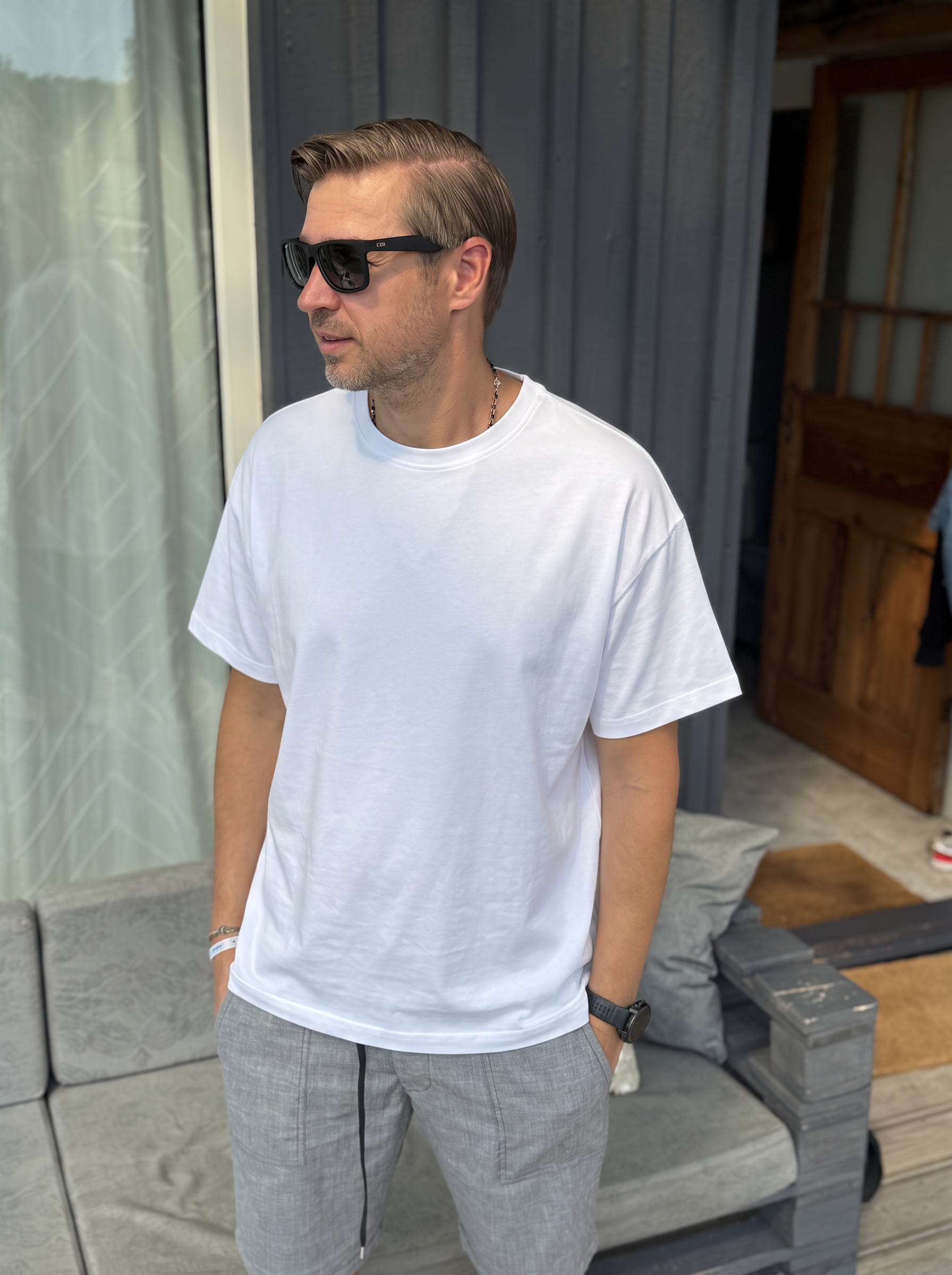 BASIC Unisex t-krekls (oversize)