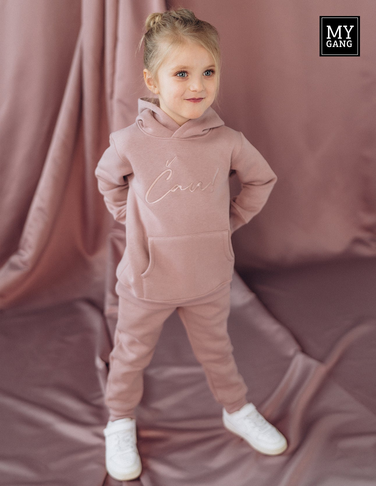 Džemperis  vai Hūdijs ČAU!