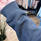 Džemperis vai Hūdijs VĪRS (individuāli datumi)